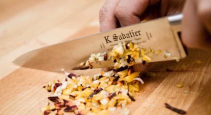 Sabatier, le savoir faire des artisans de Thiers, près de Lyon